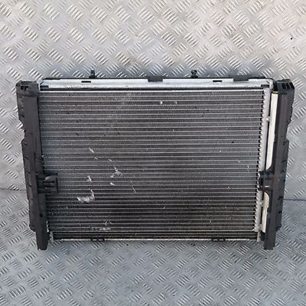 BMW E81 E87 E90 E91 Essence N43 Linceul Avec Ventilateur 7563259