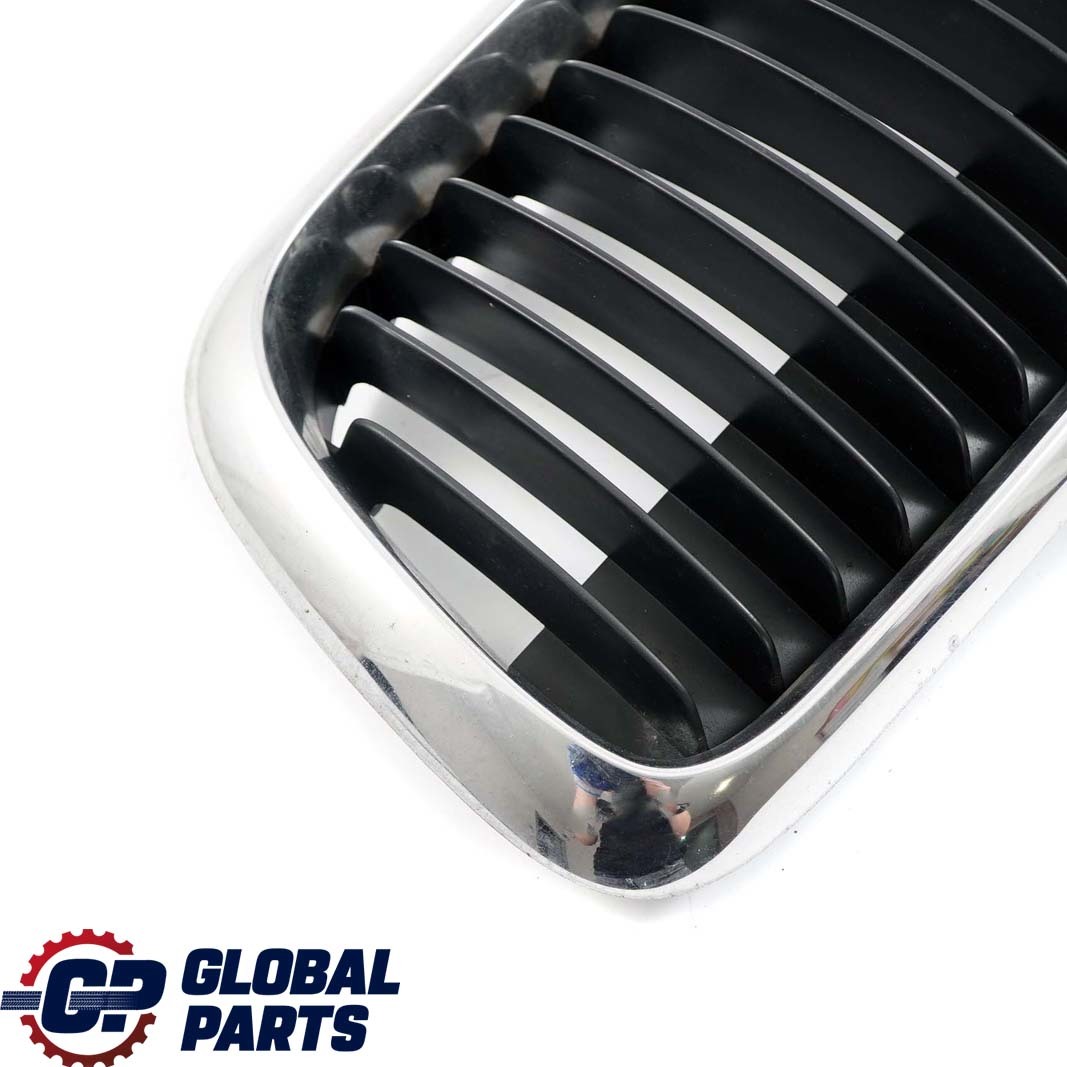 BMW 3 E36 Grille Decorative Cadre Chrome a Gauche 8195091