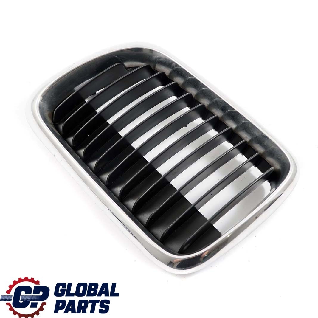 BMW 3 E36 Grille Decorative Cadre Chrome a Gauche 8195091