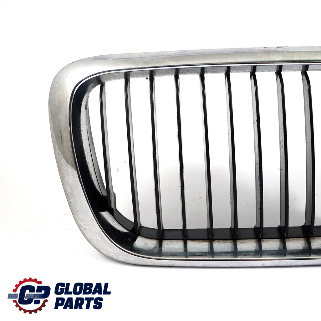 BMW 3 E36 Grille Decorative Cadre Chrome Droite 8195092