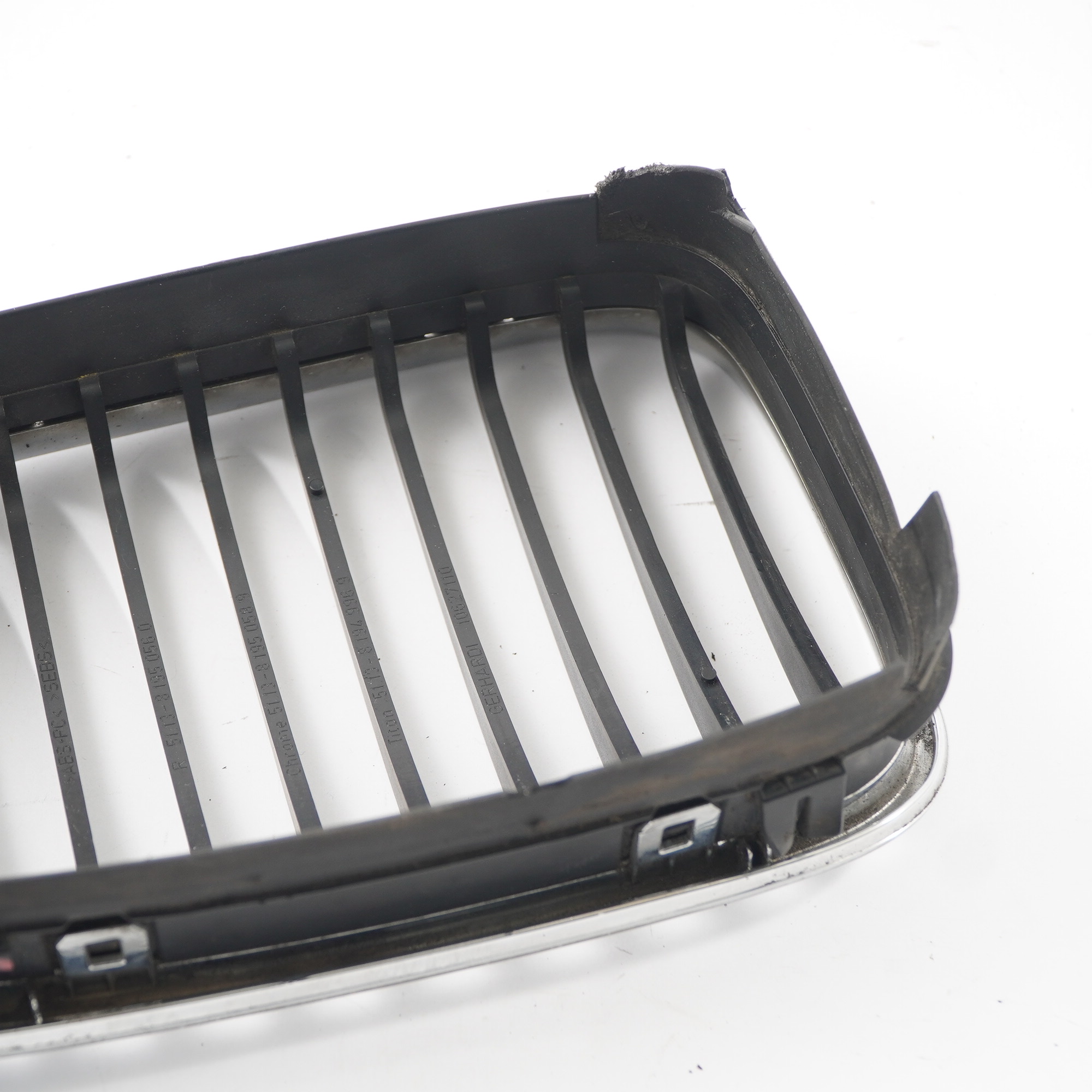 BMW 3 Series E46 Pare-chocs avant Grille centrale droite chromé 8208490