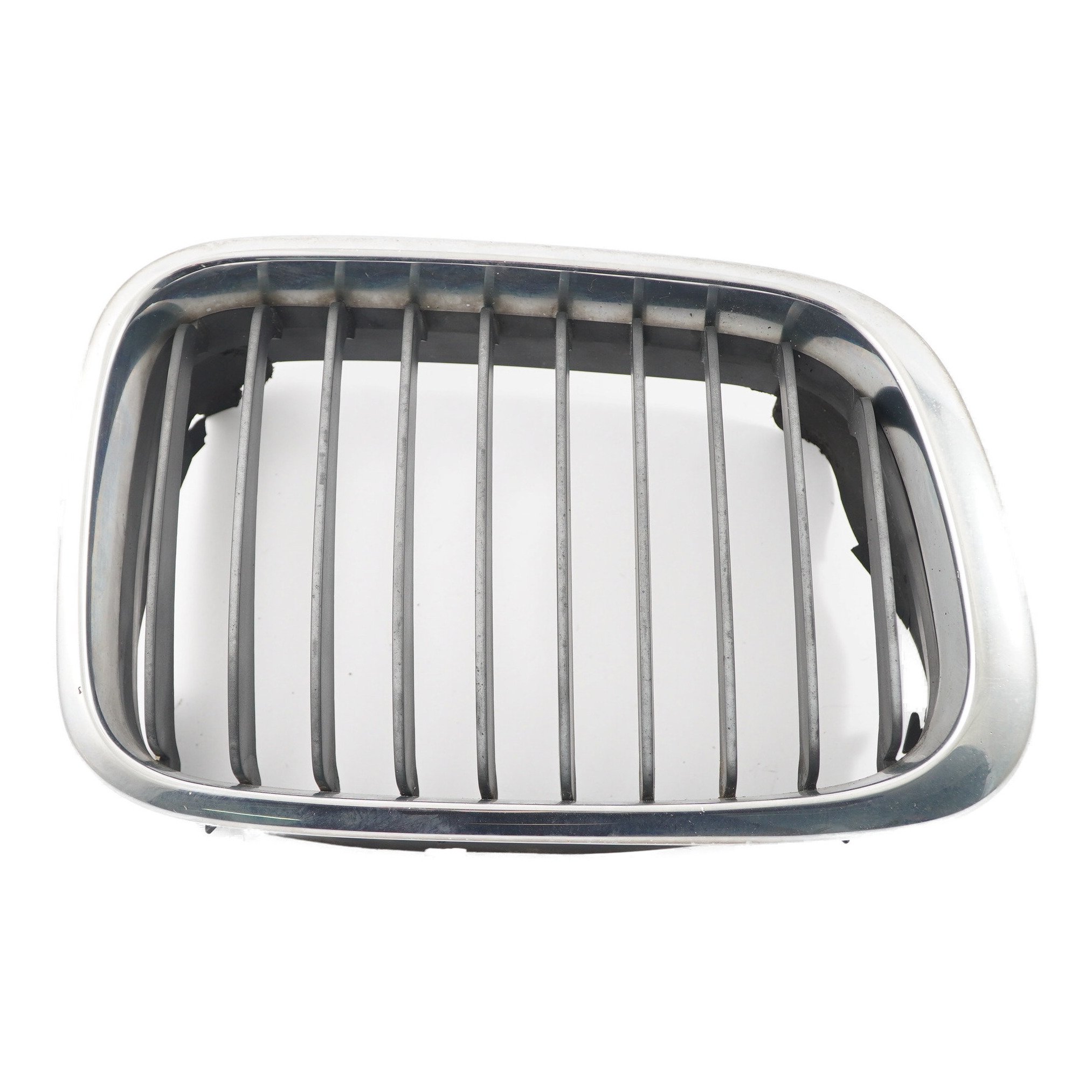 BMW 3 Series E46 Pare-chocs avant Grille centrale droite chromé 8208490