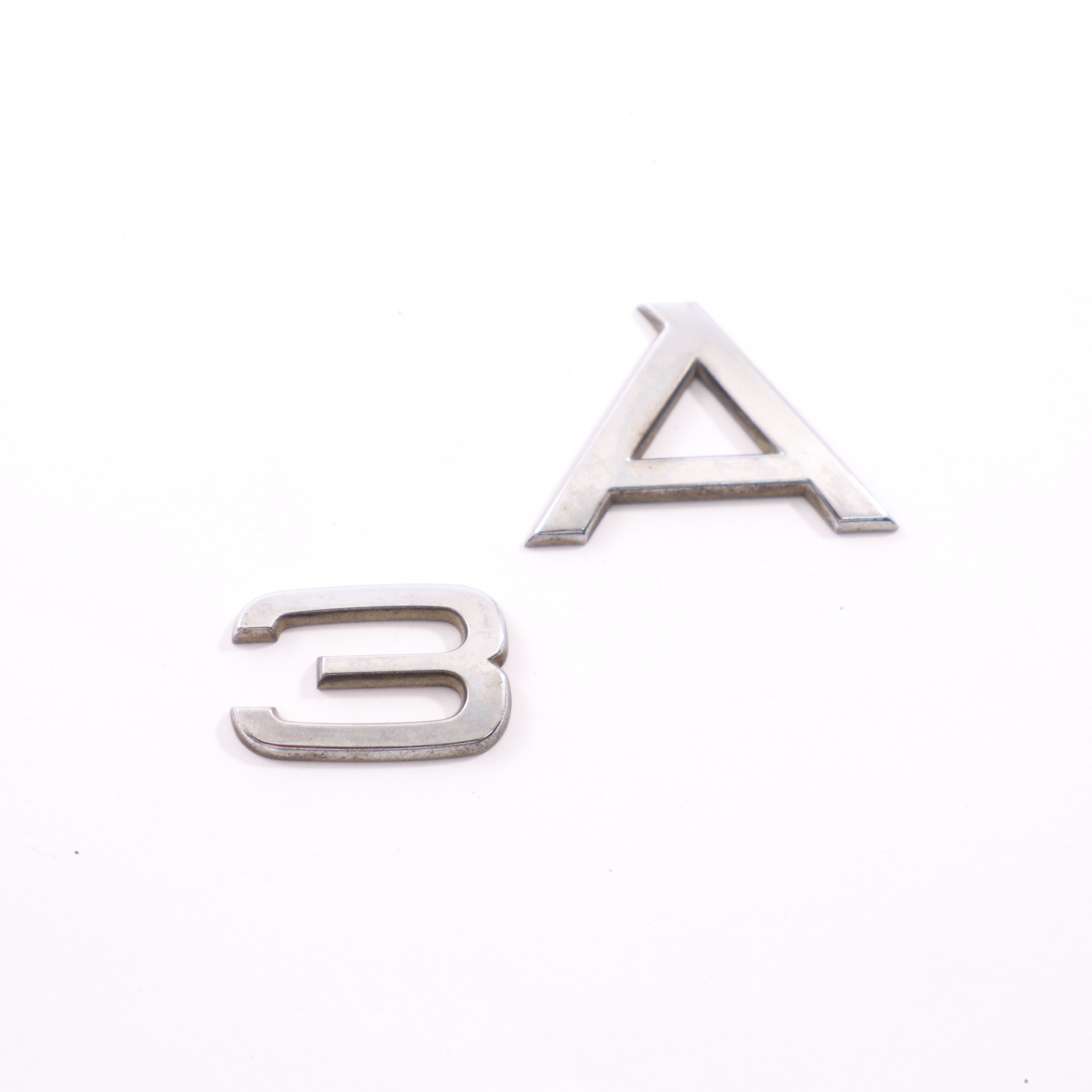 Audi A3 8P Logo l'emblème coffre arrière arrière hayon adhésif 8P0853741