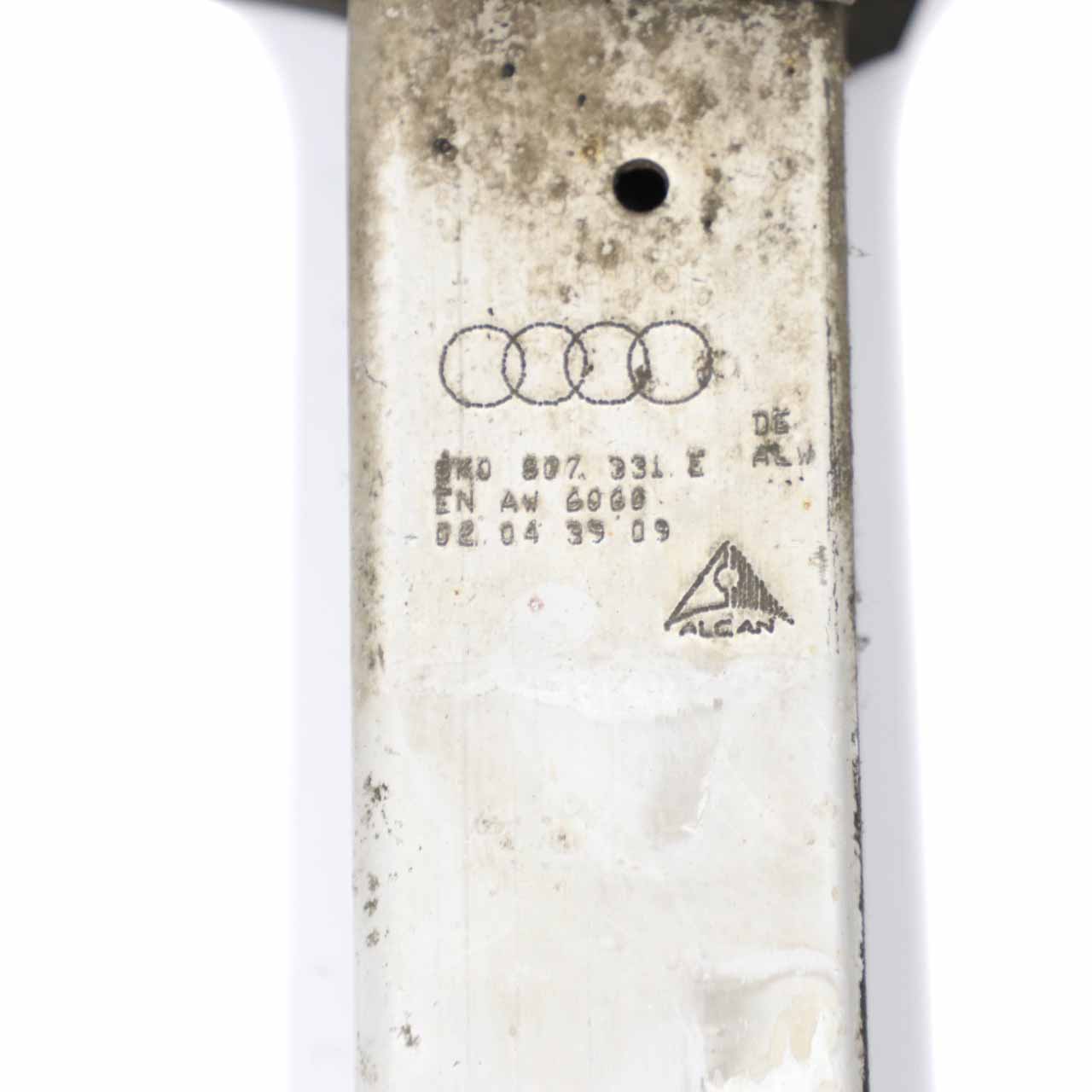 Audi A4 B8 Support de pare-chocs arrière Support de traverse Barre 8T0807313