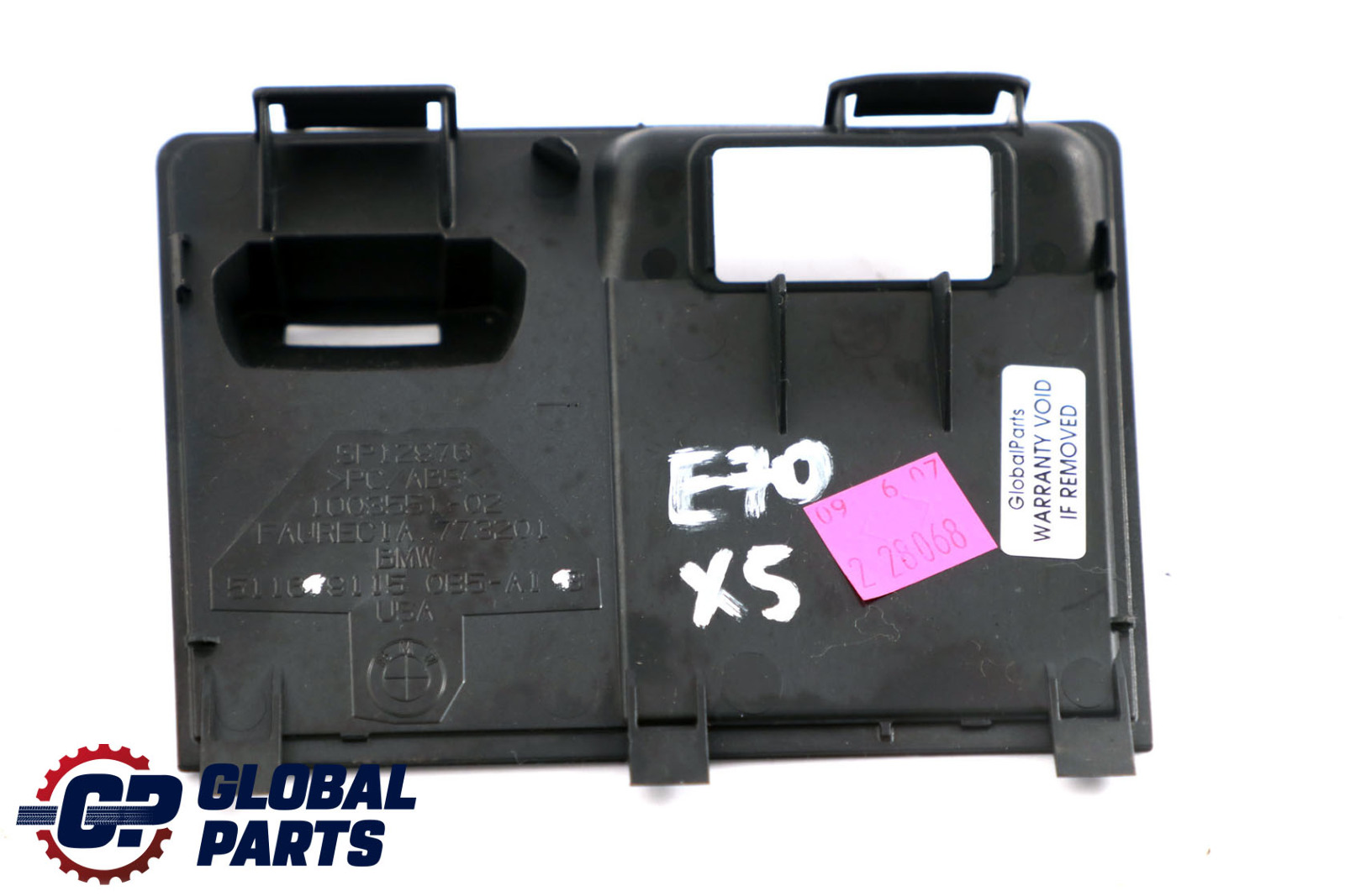 BMW X5 Series E70 Storage Compartment Front Panel Cover AUX IN 9115085