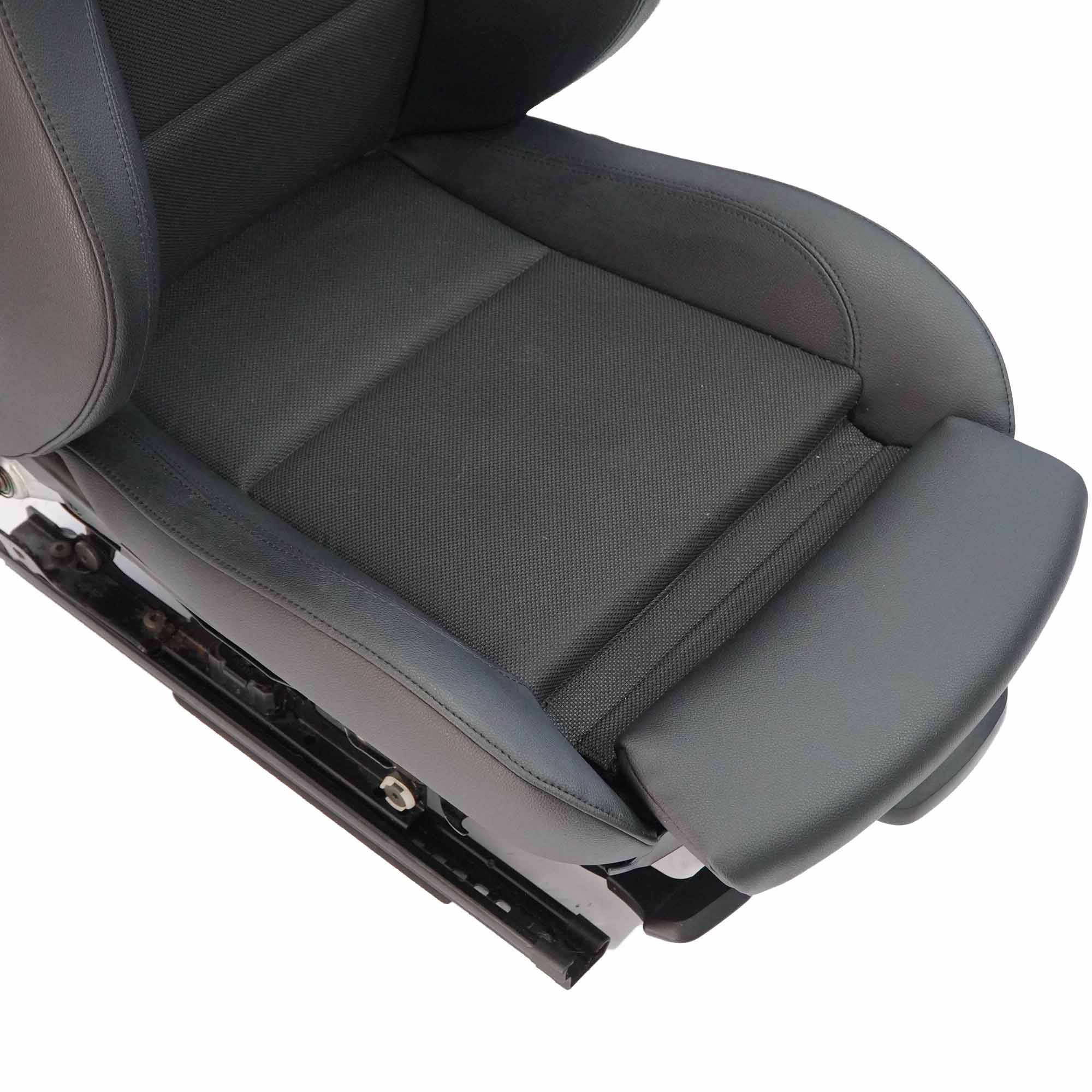 BMW E87 LCI Sport Front Left N/S Seat Cloth / Imitation Leather Flashpoint