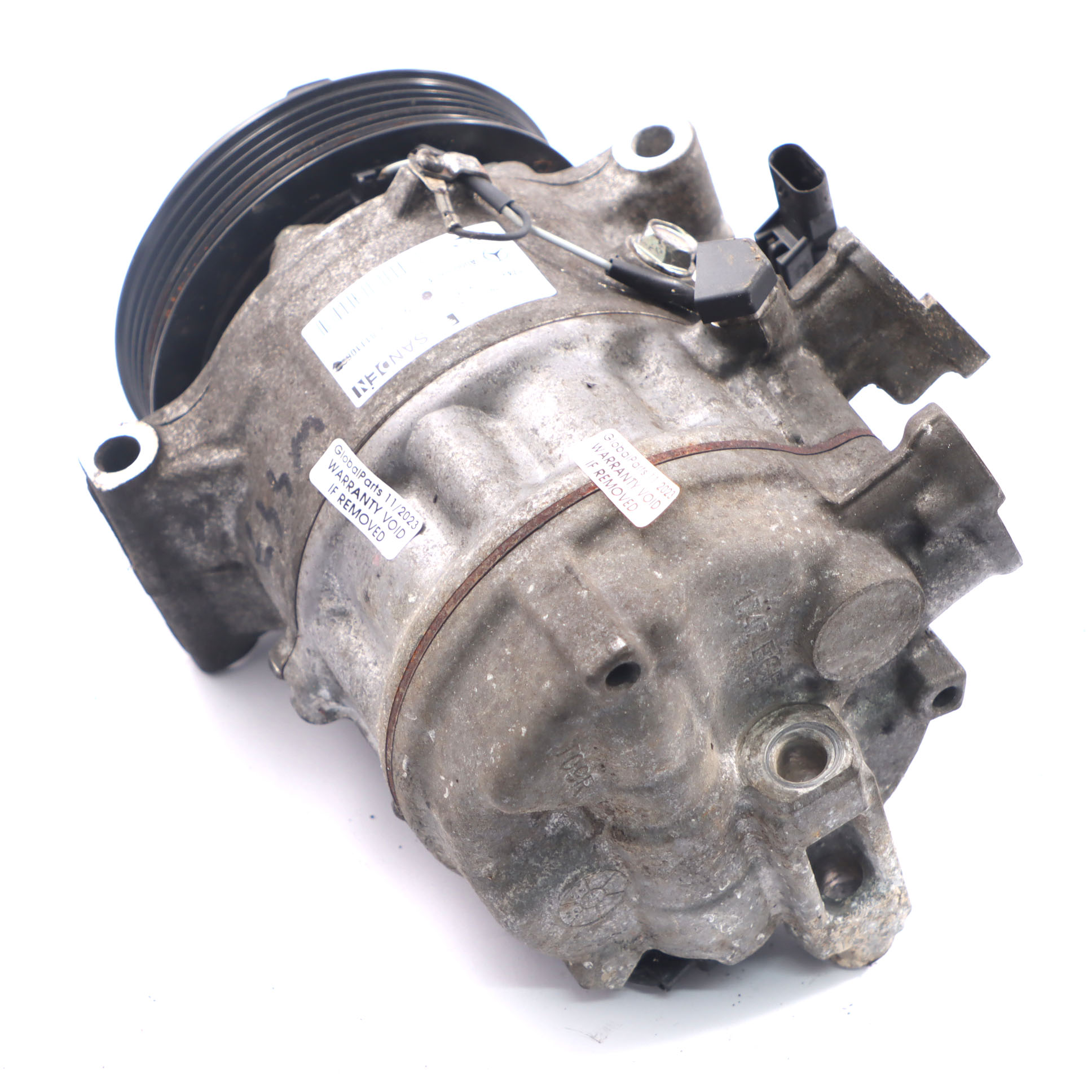 Compresseur de climatisation Mercedes W205 W447 OM654 A/C Pump A0008304500