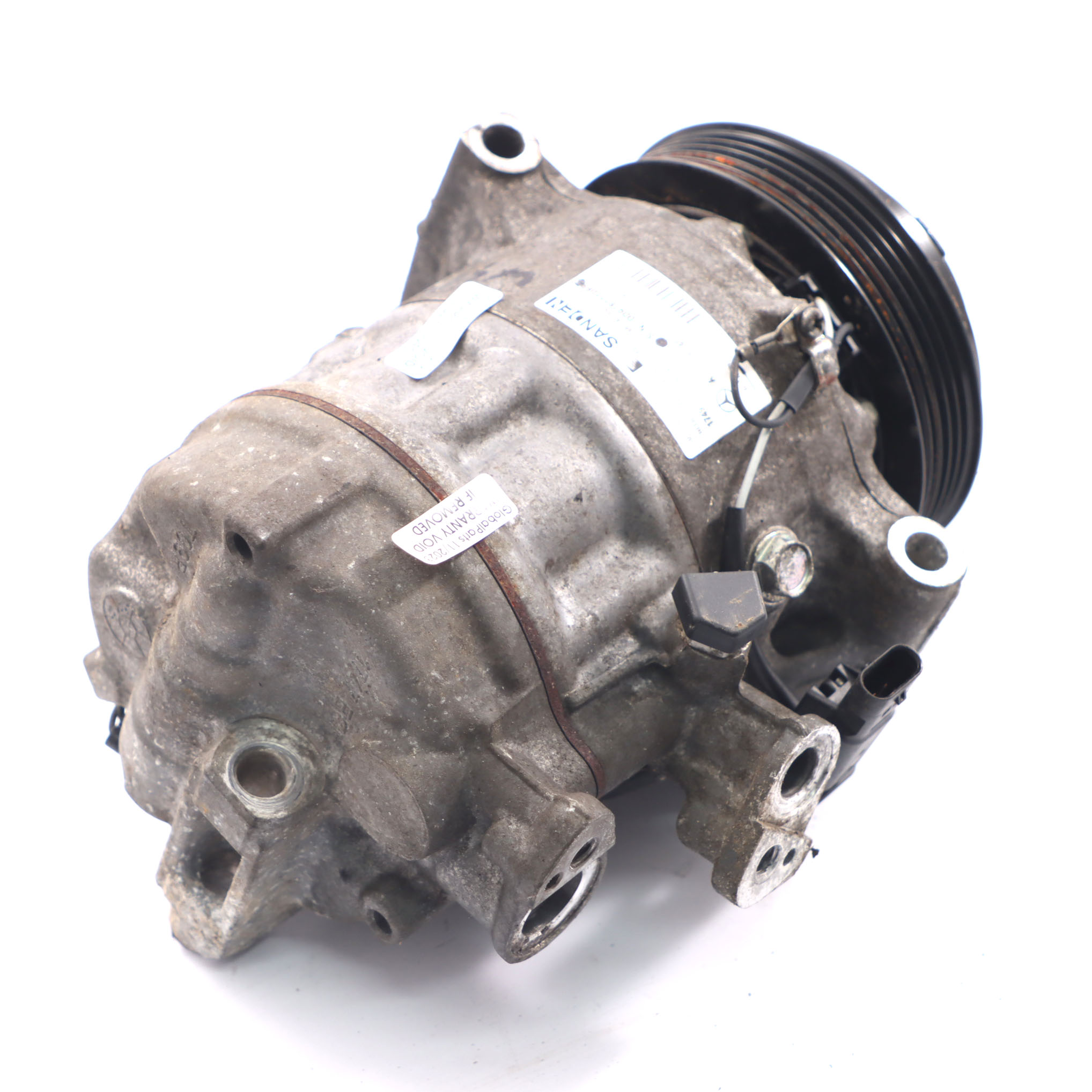 Compresseur de climatisation Mercedes W205 W447 OM654 A/C Pump A0008304500