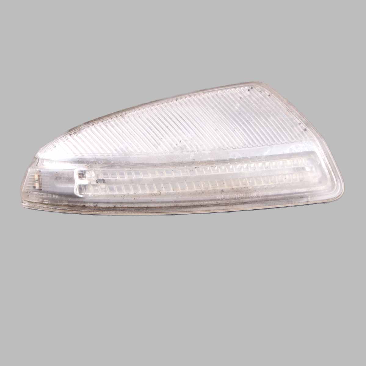 Clignotant Mercedes W204 W639 Lampe de rétroviseur droite A2048200821