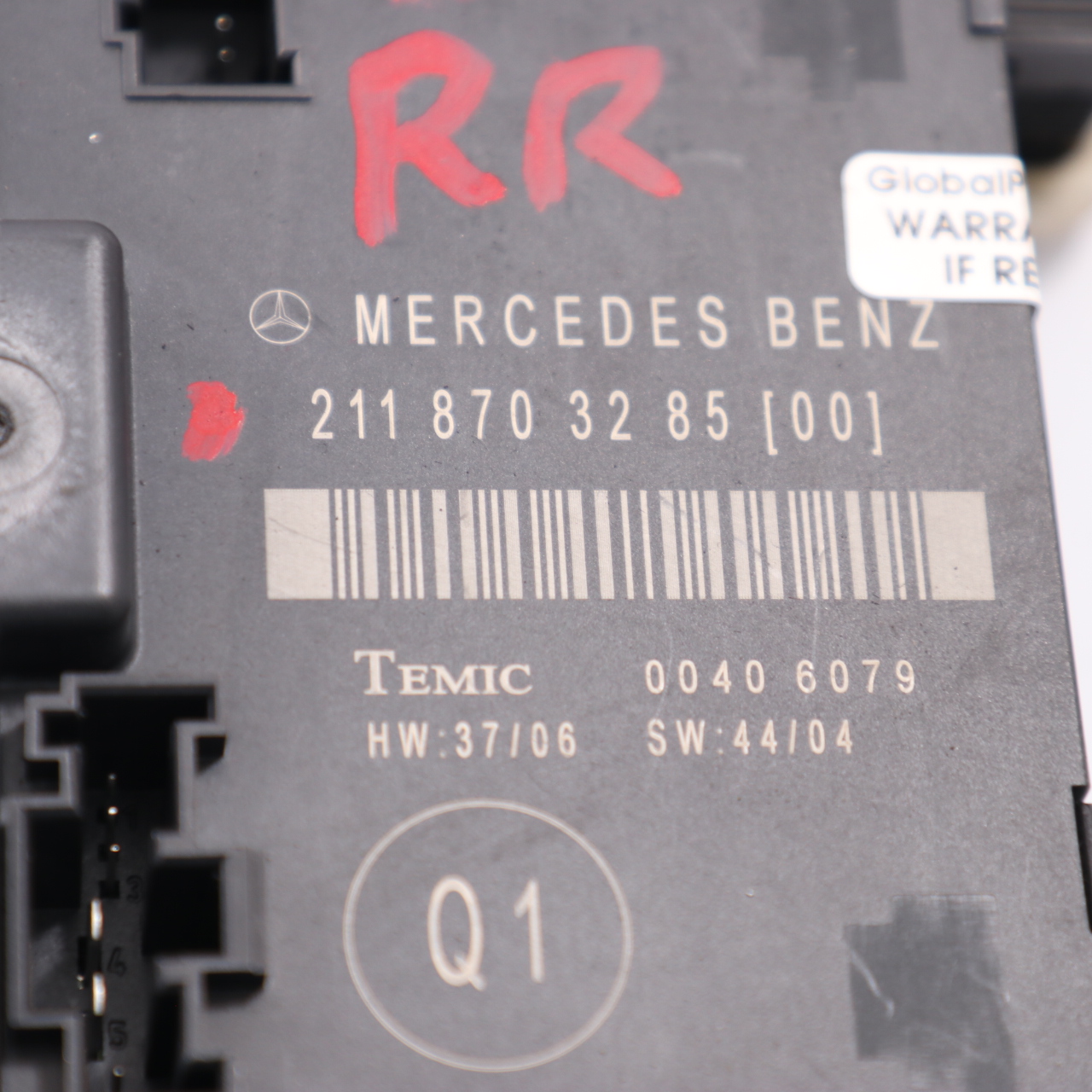 Mercedes W211 Module de porte arrière droite Control Unit ECU A2118703285