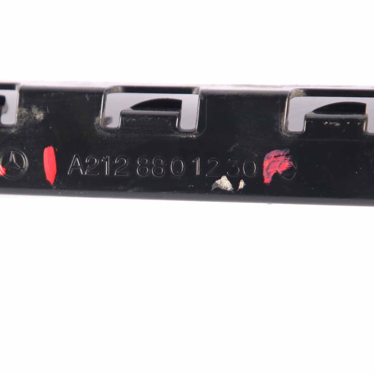 Mercedes W212 Support Arrière Droit Support De Montage Rail Trim A2128801230