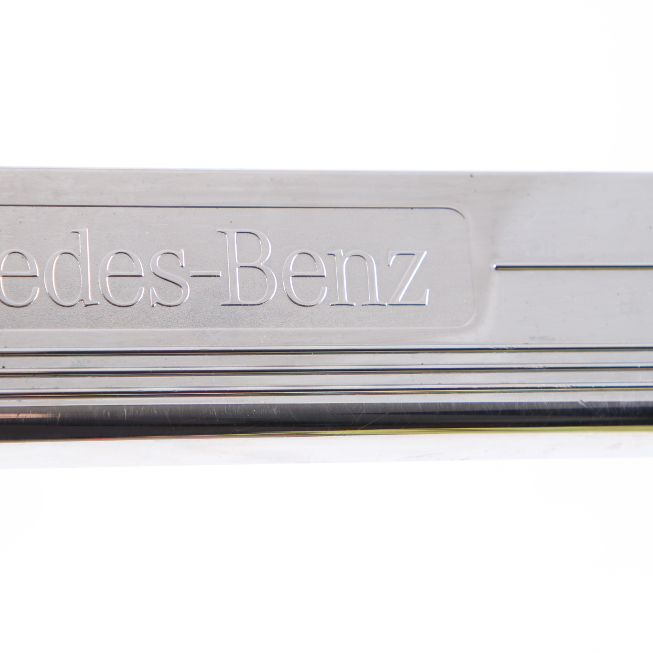 Seuil de porte Mercedes W211 CLS W219 Couvercle dentrée avant droite A2196800235