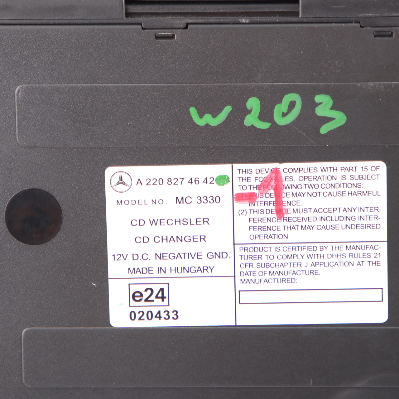 Mercedes W203 W209 W220 lecteur changeur CD 6 disques avec chargeur A2208274642