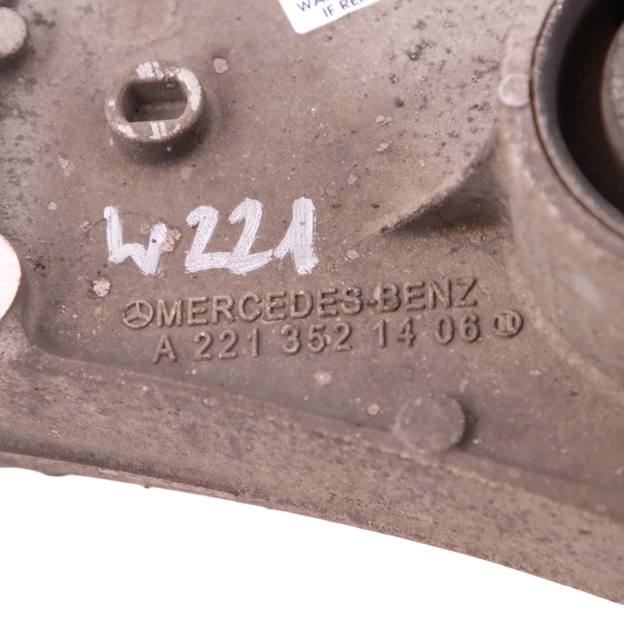 Mercedes-Benz W221 Support de fixation du différentiel arrière A2213521406