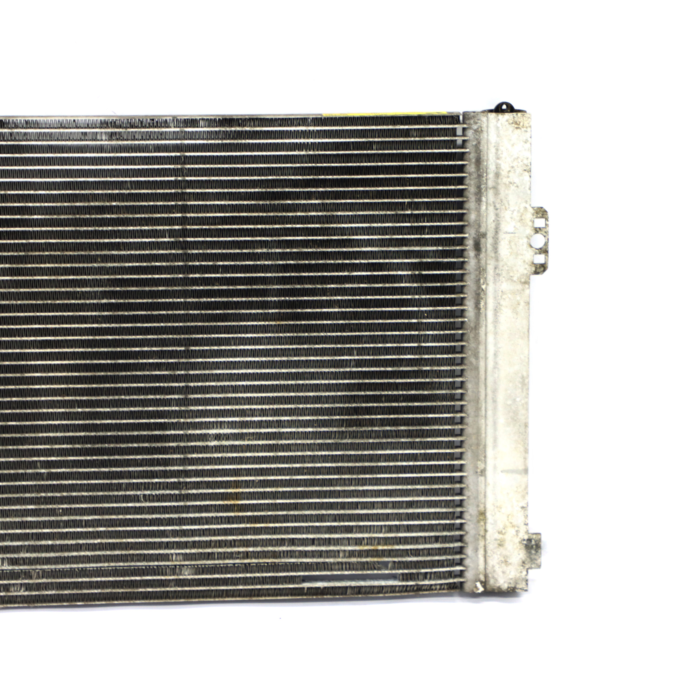 Mercedes W639 Climatisation Refroidissement Radiateur Condenseur A/C A6398350270