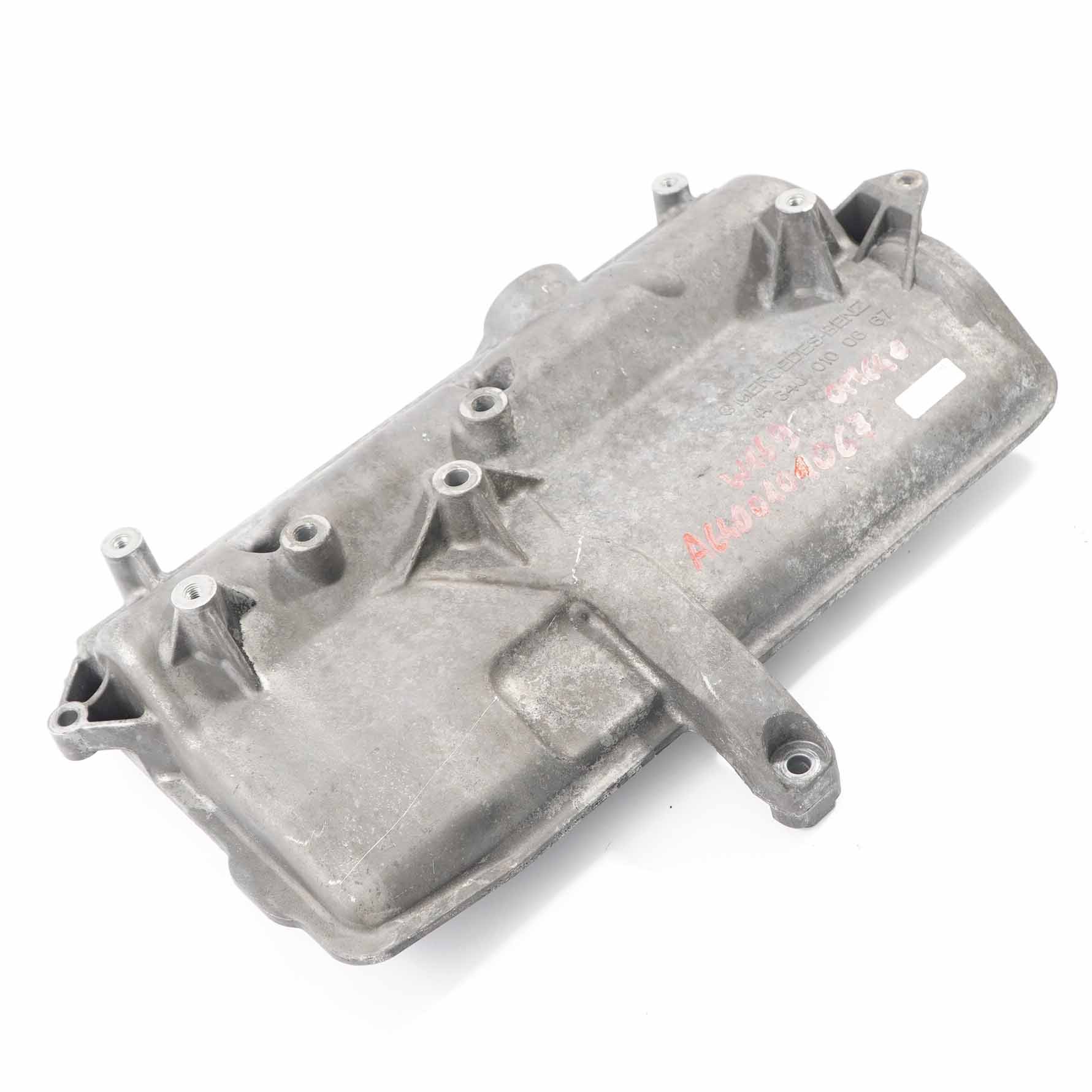 Mercedes W169 W245 OM640 Cylindre Tête cylindre Soupape Couvercle A6400100667