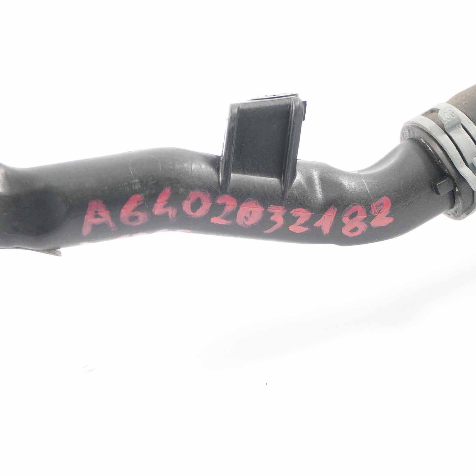 Mercedes W169 W245 OM640 Tuyau du Liquide de Refroidissement A6402001452