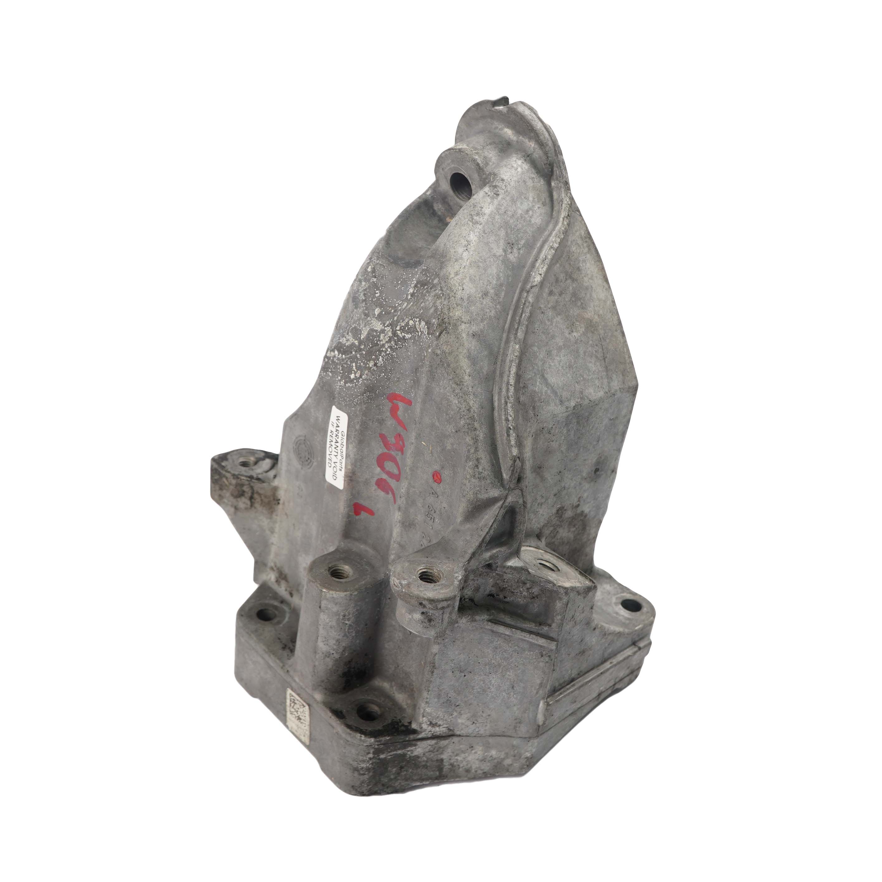 Mercedes W906 OM651 Palier de support gauche A6512231704