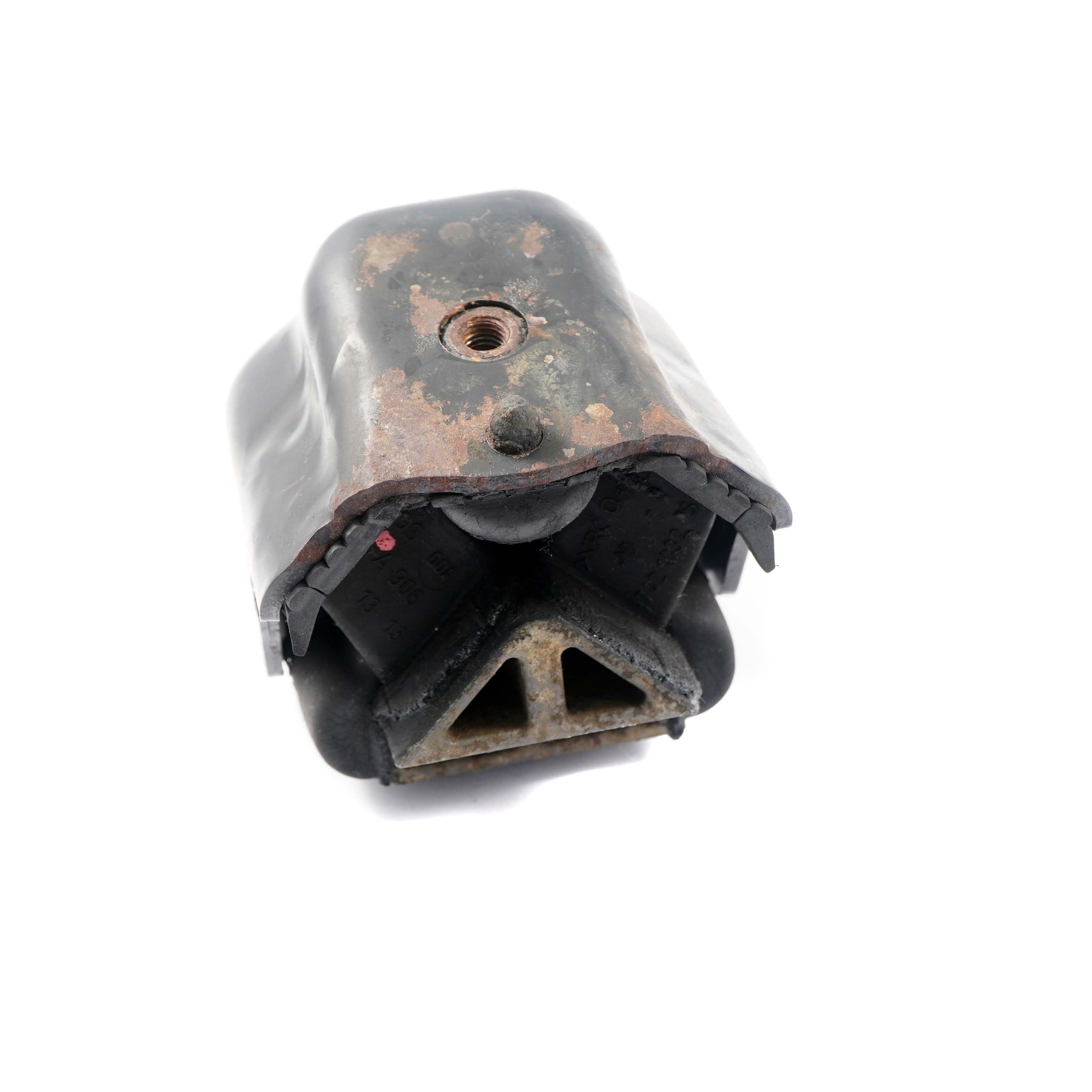 Mercedes W639 Support de palier avant gauche Diesel A9062411813