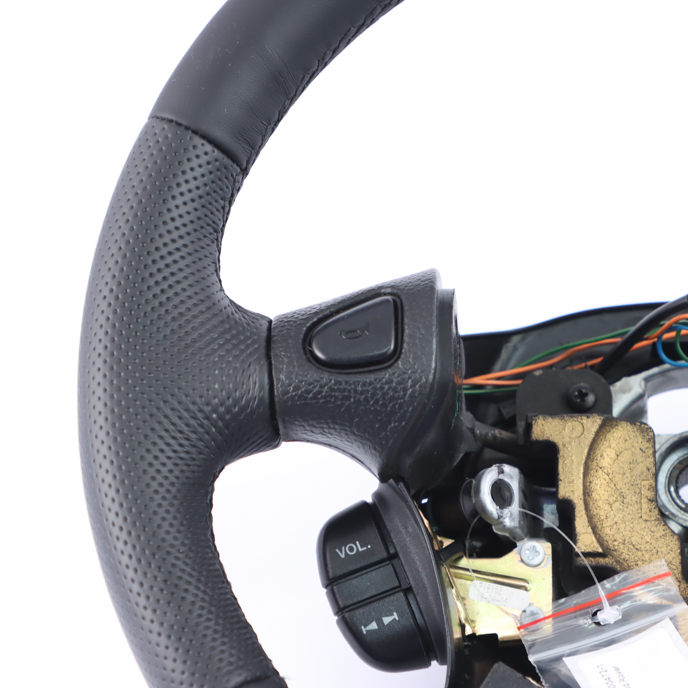 Land Rover Freelander 1 NEW Black Leather Steering Wheel QTB000472